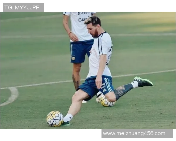 足球明星如何通过绑手腕提升比赛表现与个人风格的独特魅力分析